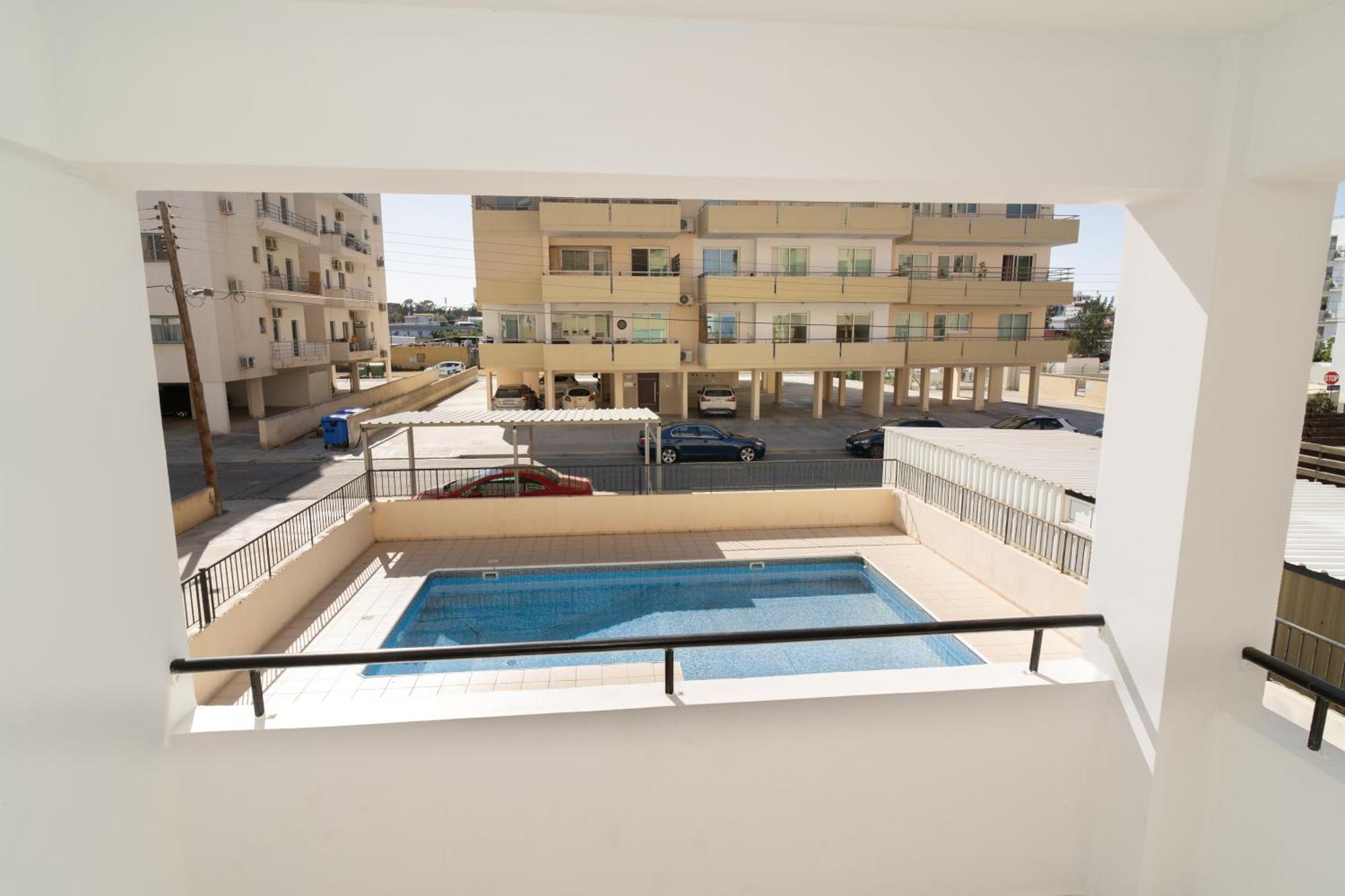 Olivia Mackenzie 2 Bedroom Flat With Pool Larnaca Luaran gambar